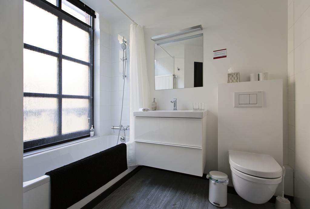 Be And Be Sablon 13 Bed and Breakfast Βρυξέλλες Εξωτερικό φωτογραφία